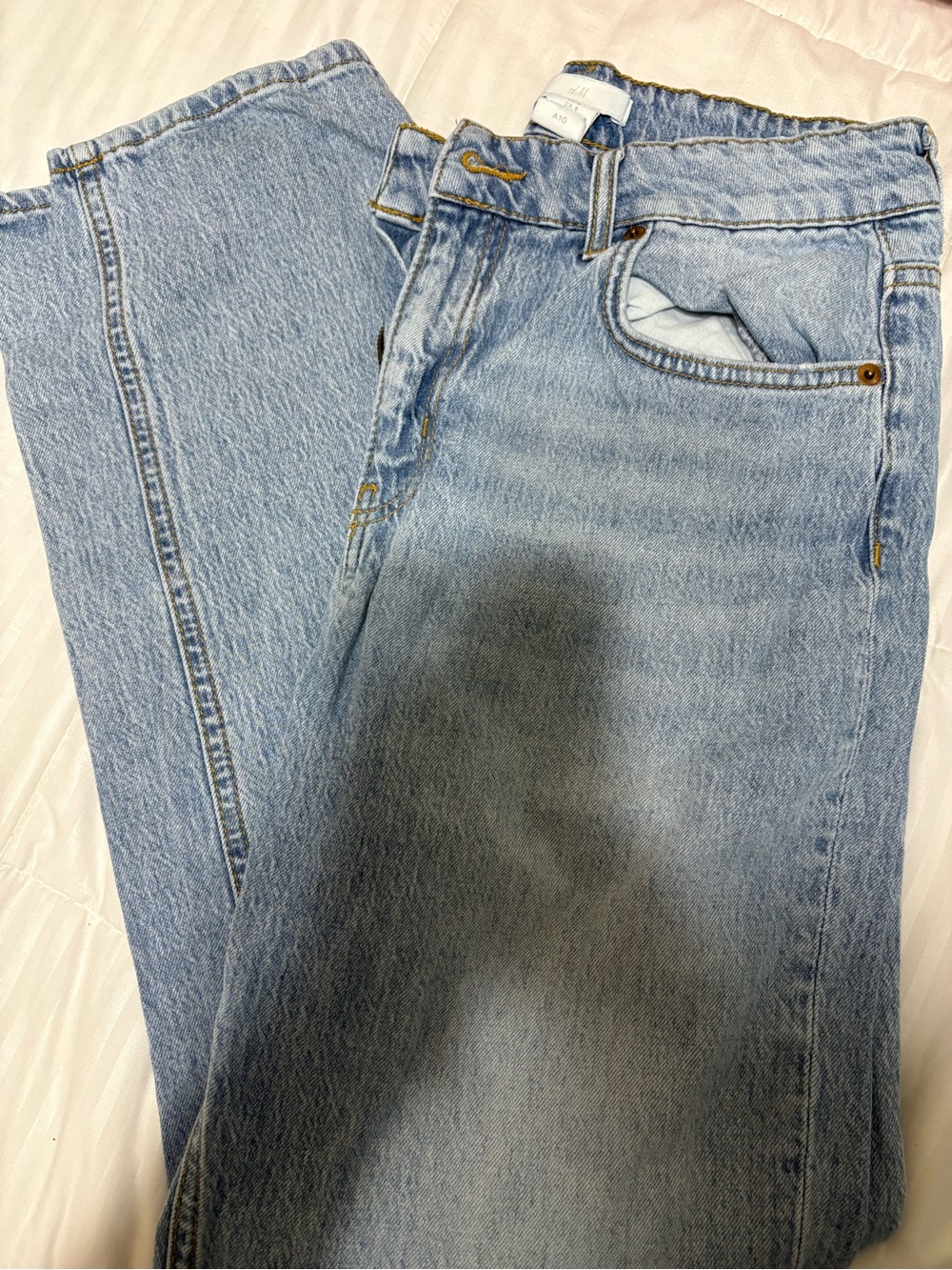 H&M Light Blue Straight Leg Women’s Jeans